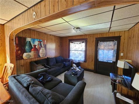 3283 W 48th Street Cleveland OH 44102