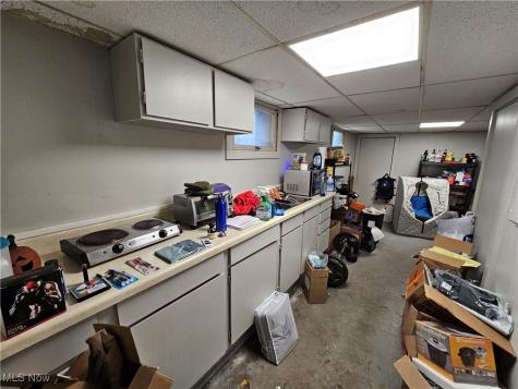 3283 W 48th Street Cleveland OH 44102