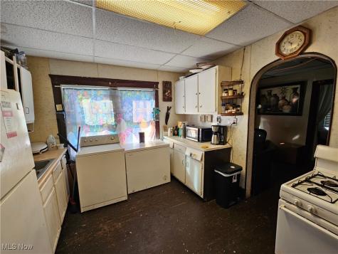 3283 W 48th Street Cleveland OH 44102
