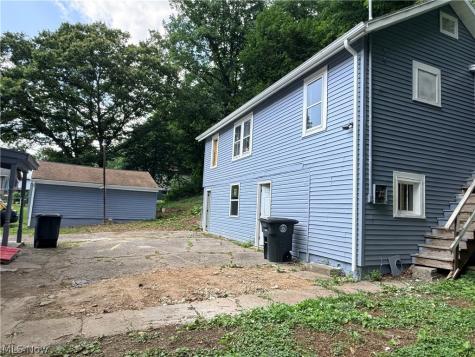 1235 Sinclair Avenue Steubenville OH 43952