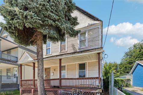942 E 79th Street Cleveland OH 44103