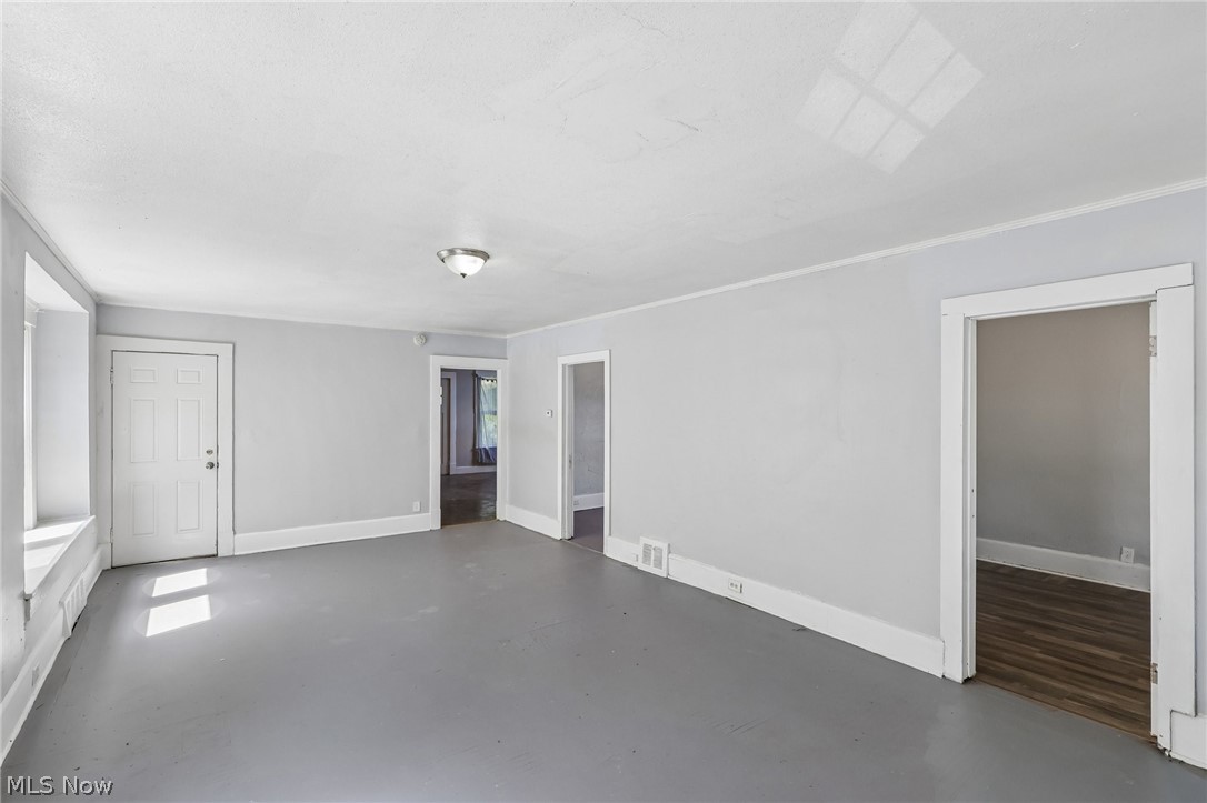 942 E 79th Street Cleveland OH 44103