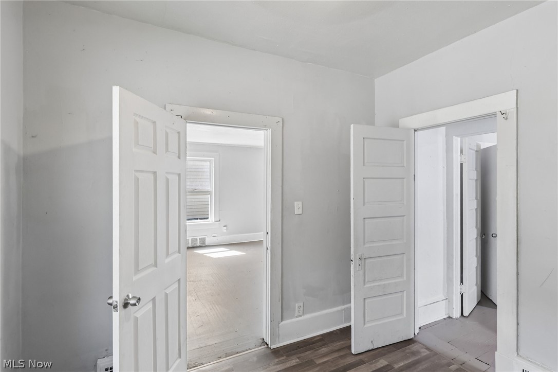 942 E 79th Street Cleveland OH 44103