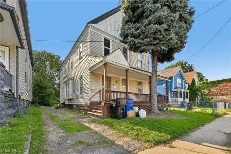 942 E 79th Street Cleveland OH 44103