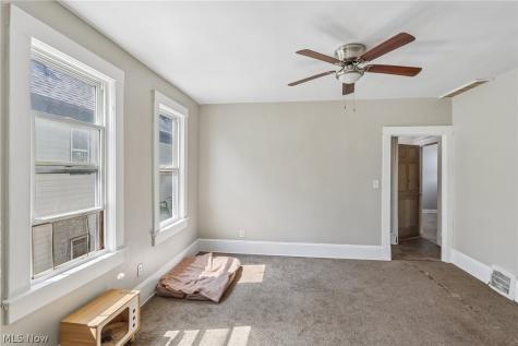 942 E 79th Street Cleveland OH 44103