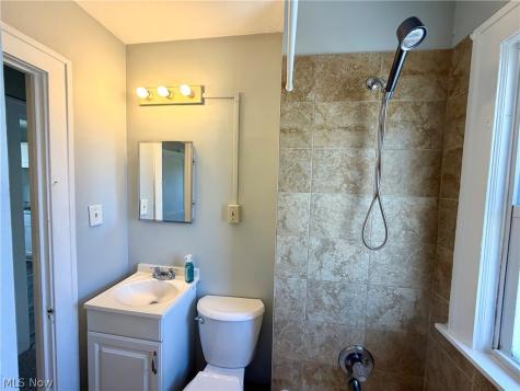196 Henry Street Bedford OH 44146