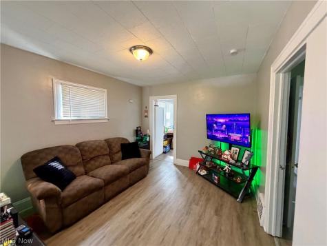 196 Henry Street Bedford OH 44146