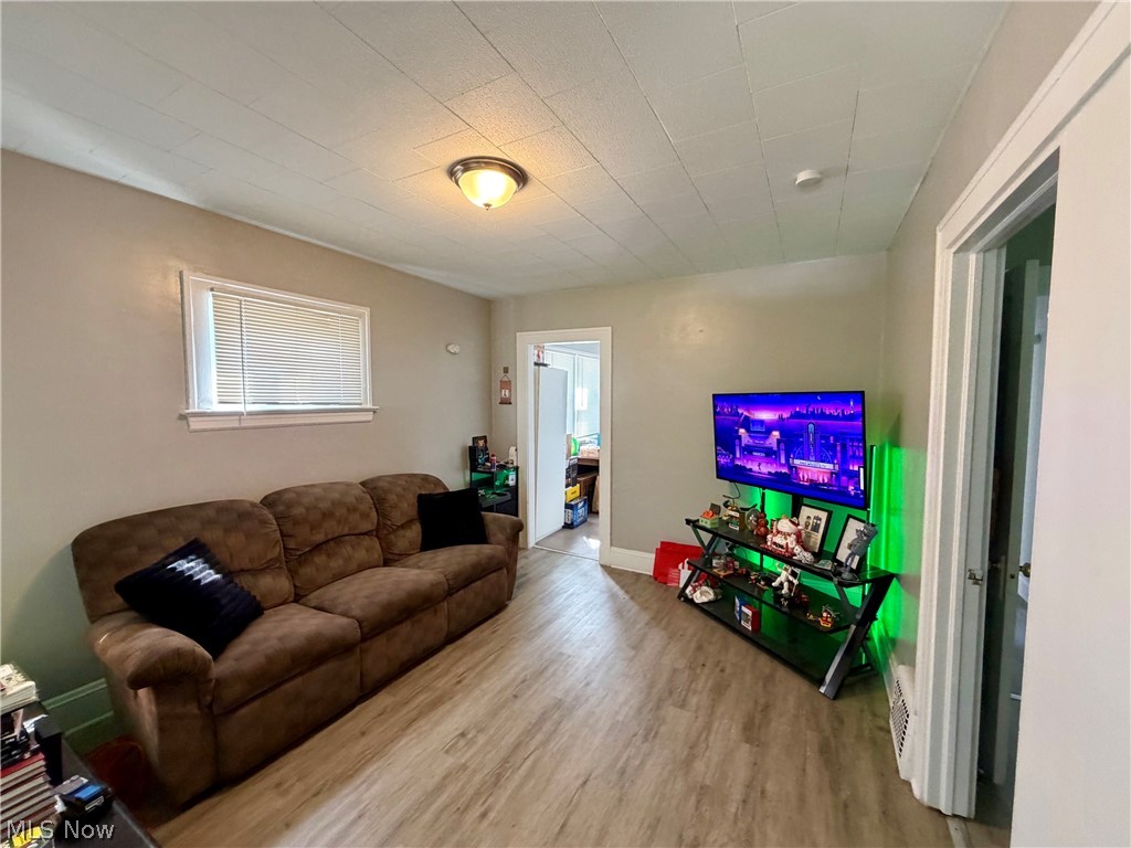 196 Henry Street Bedford OH 44146