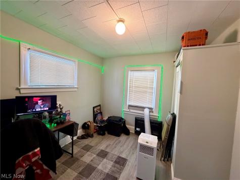 196 Henry Street Bedford OH 44146