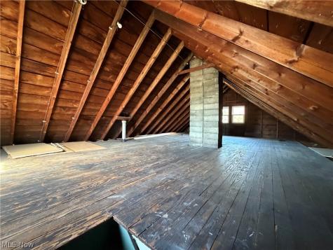 196 Henry Street Bedford OH 44146