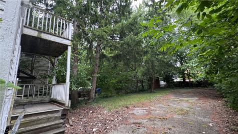 12021 Griffing Avenue Cleveland OH 44120