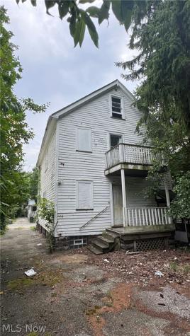 12021 Griffing Avenue Cleveland OH 44120
