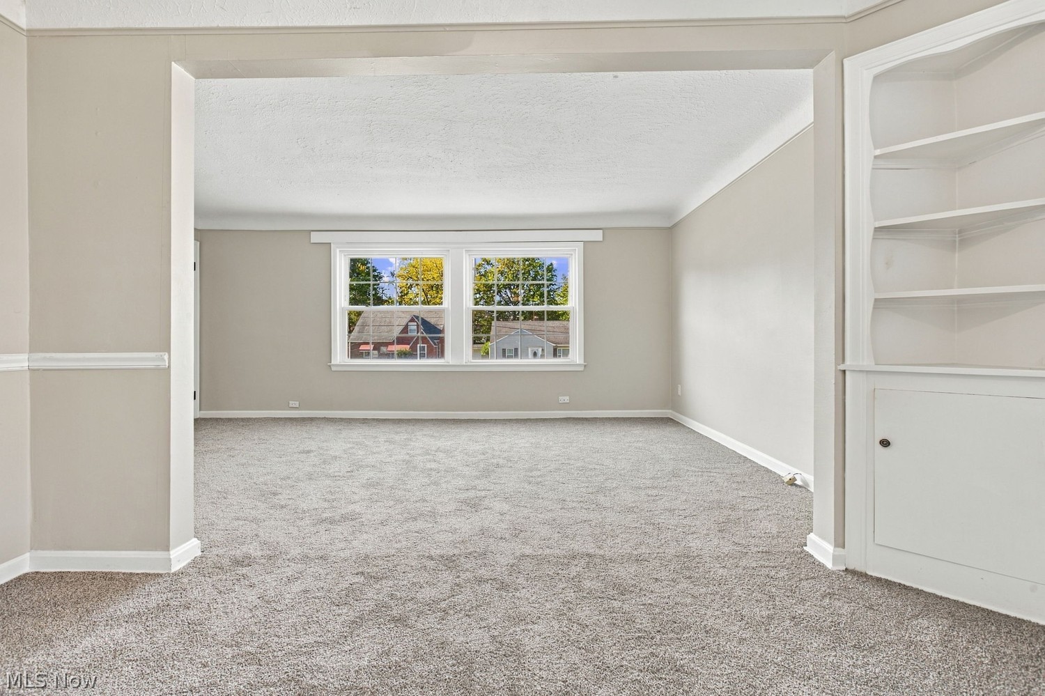 1811 E 291st Street Wickliffe OH 44092