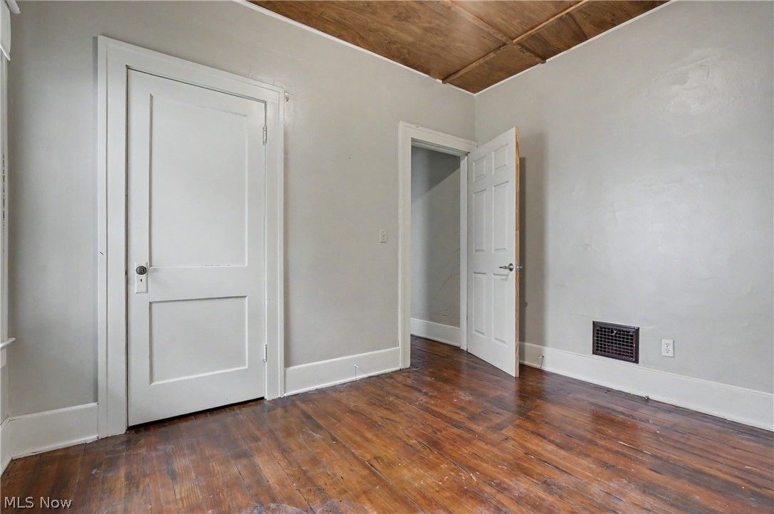 254-256 Lowell Avenue NE Warren OH 44483