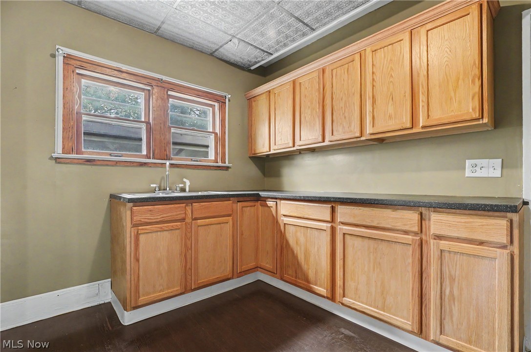 254-256 Lowell Avenue NE Warren OH 44483
