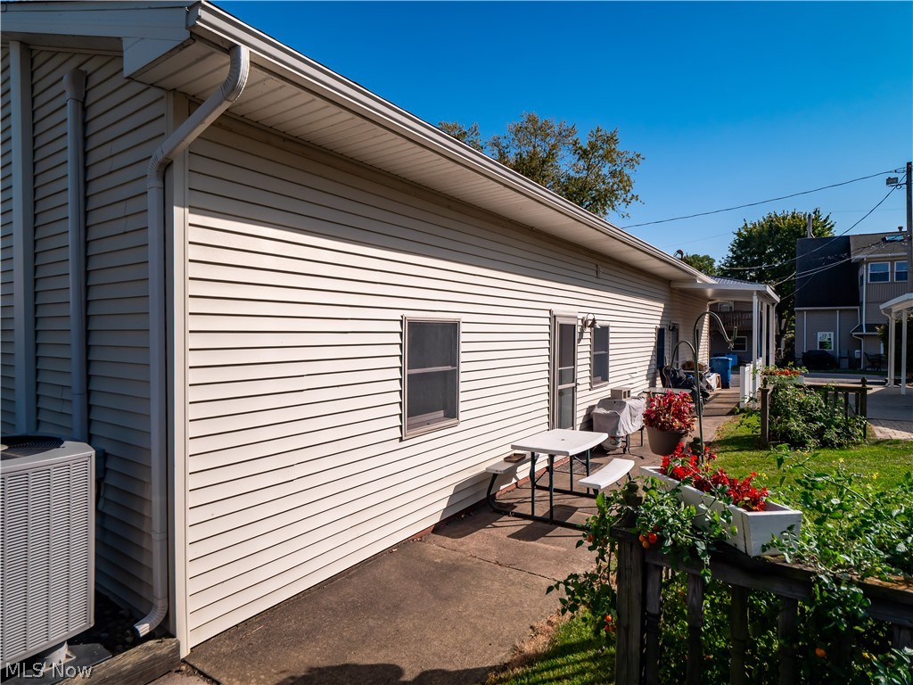 3130 N Carolina Street Port Clinton OH 43452