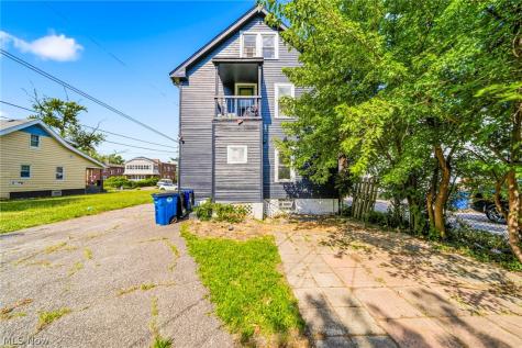 3317 E 139th Street Cleveland OH 44120