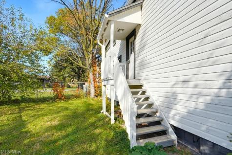 418 W 17th Street Lorain OH 44052
