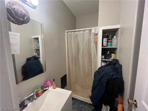 579 Broadway Avenue Bedford OH 44146