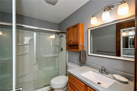 1392-1394 Koons Road North Canton OH 44720