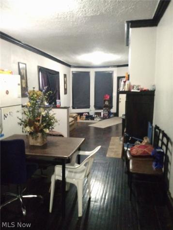 1713 E 69th Place Cleveland OH 44103