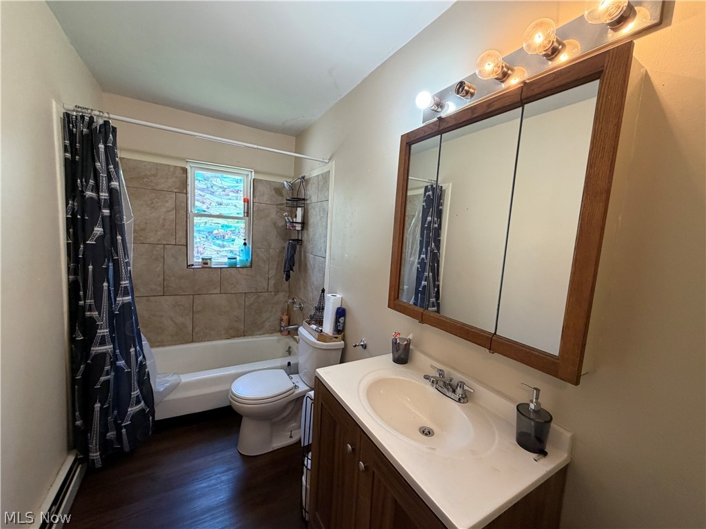 223 Kendall Avenue Campbell OH 44405