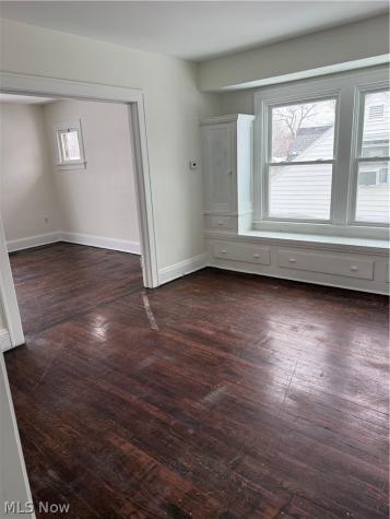 12711 Kadel Avenue Cleveland OH 44135