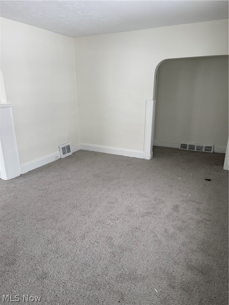 12711 Kadel Avenue Cleveland OH 44135
