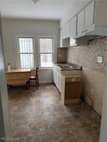 12711 Kadel Avenue Cleveland OH 44135