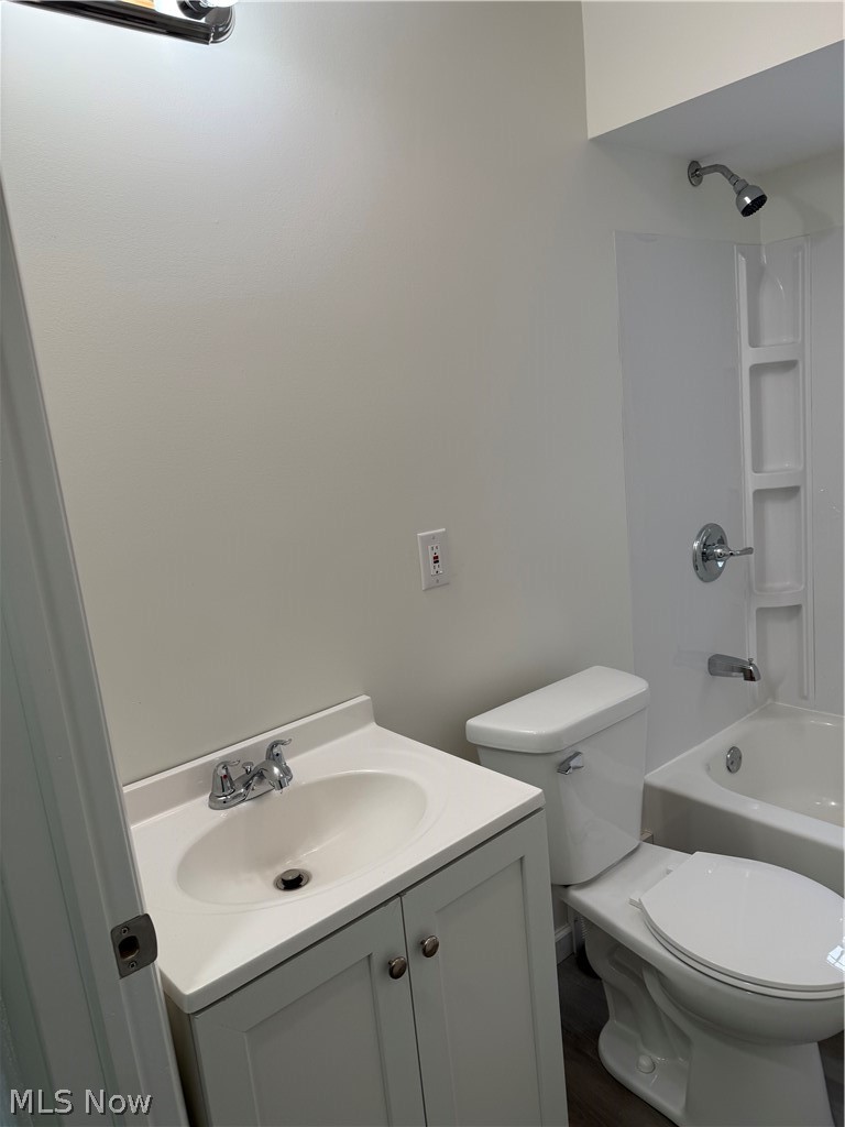 12711 Kadel Avenue Cleveland OH 44135