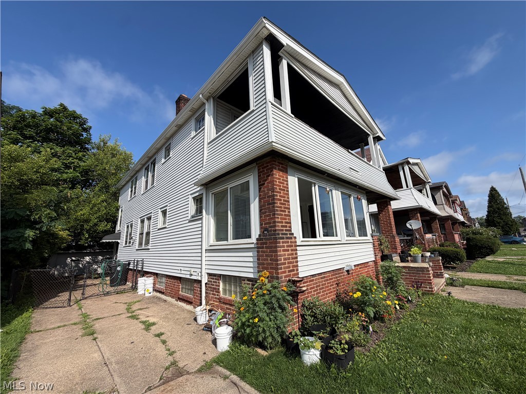 3334 E 146th Street Cleveland OH 44120