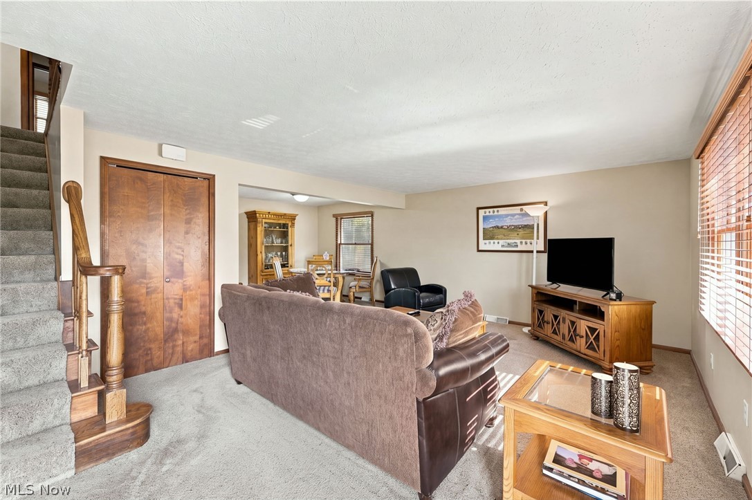 37952 French Creek Road Avon OH 44011