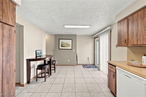 37952 French Creek Road Avon OH 44011