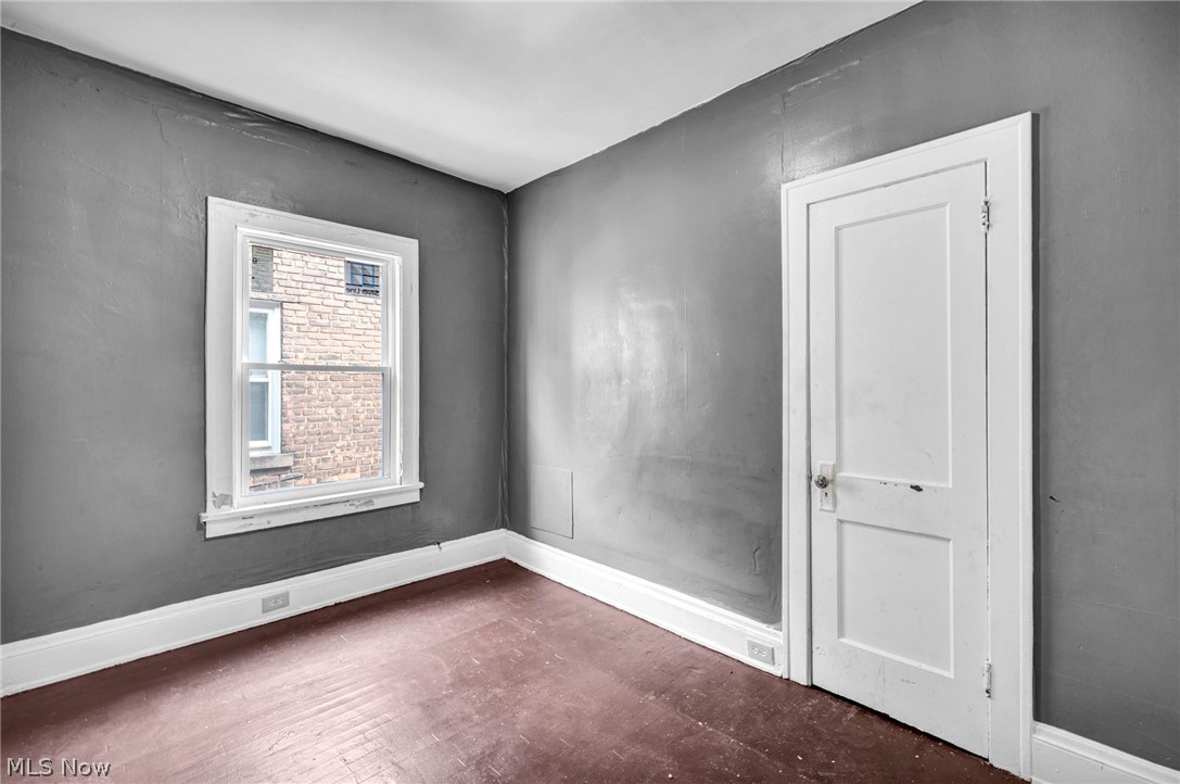 889 E 143rd Street Cleveland OH 44110