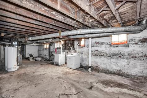 889 E 143rd Street Cleveland OH 44110