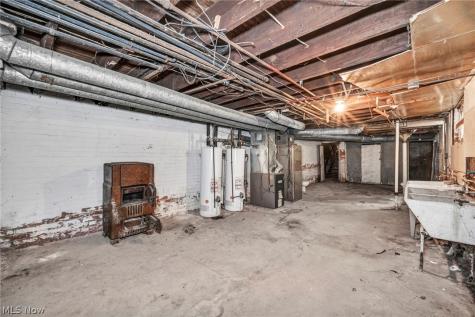 889 E 143rd Street Cleveland OH 44110