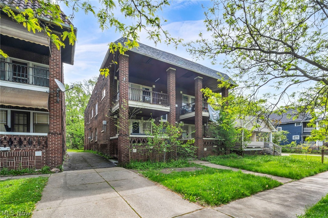 889 E 143rd Street Cleveland OH 44110