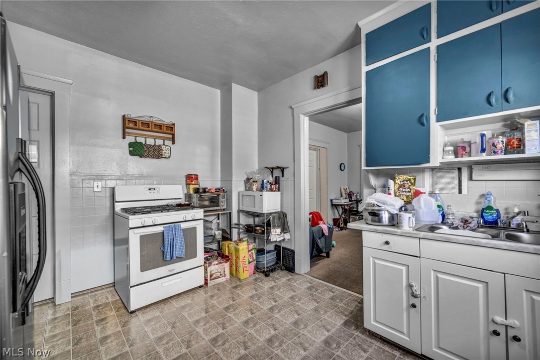 3515 Daisy Avenue Cleveland OH 44109