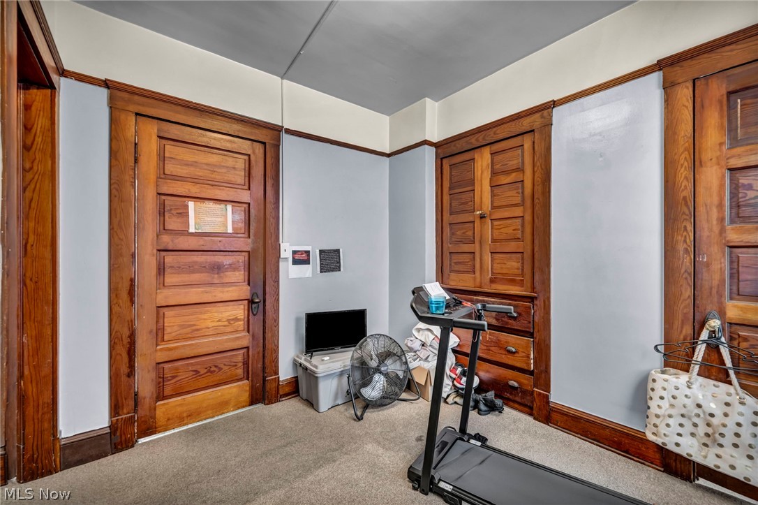 3515 Daisy Avenue Cleveland OH 44109