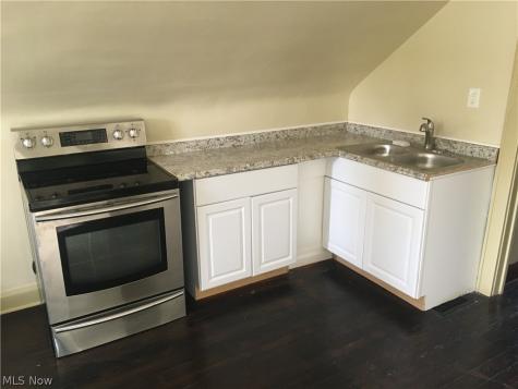 429 W Glenaven Avenue Youngstown OH 44511