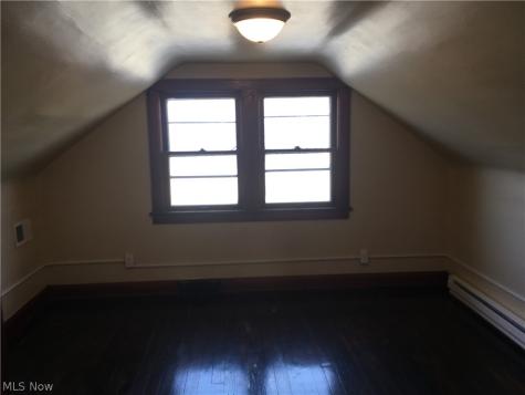 429 W Glenaven Avenue Youngstown OH 44511