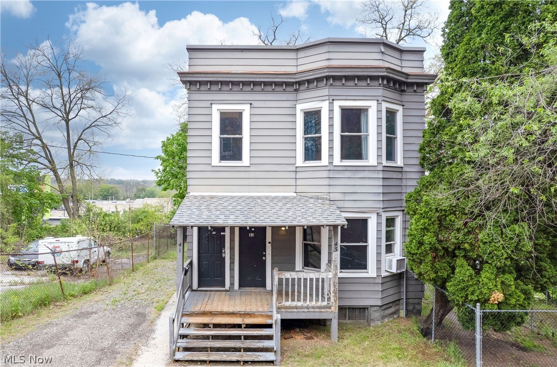 41-43 S Bates Street Akron OH 44303