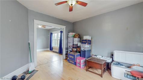 41-43 S Bates Street Akron OH 44303