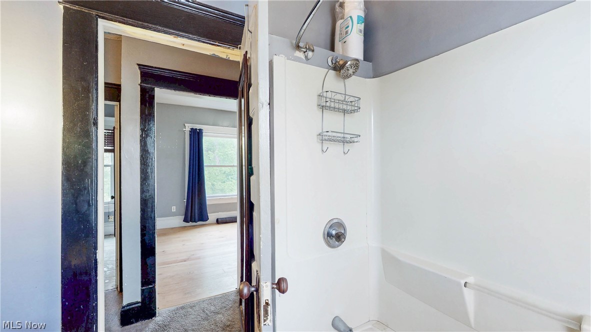 41-43 S Bates Street Akron OH 44303