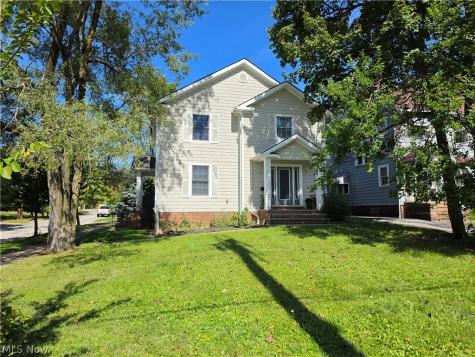 17409 Chagrin Boulevard Shaker Heights OH 44120