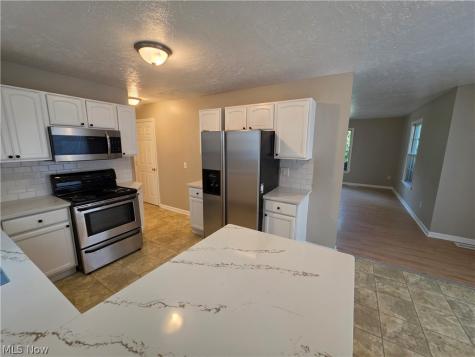 17409 Chagrin Boulevard Shaker Heights OH 44120
