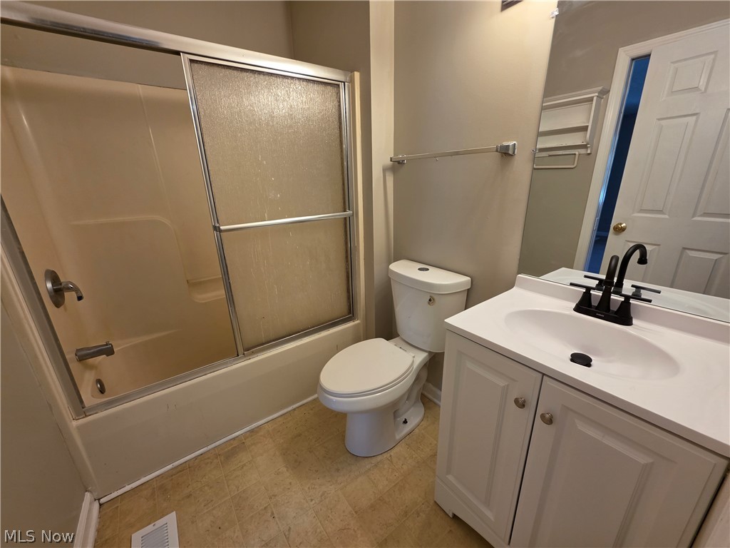 17409 Chagrin Boulevard Shaker Heights OH 44120