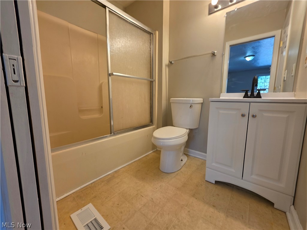 17409 Chagrin Boulevard Shaker Heights OH 44120