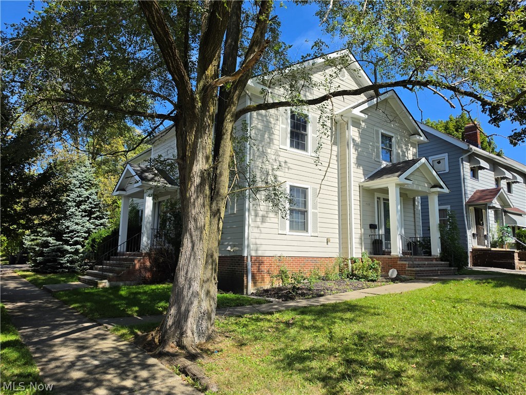 17409 Chagrin Boulevard Shaker Heights OH 44120