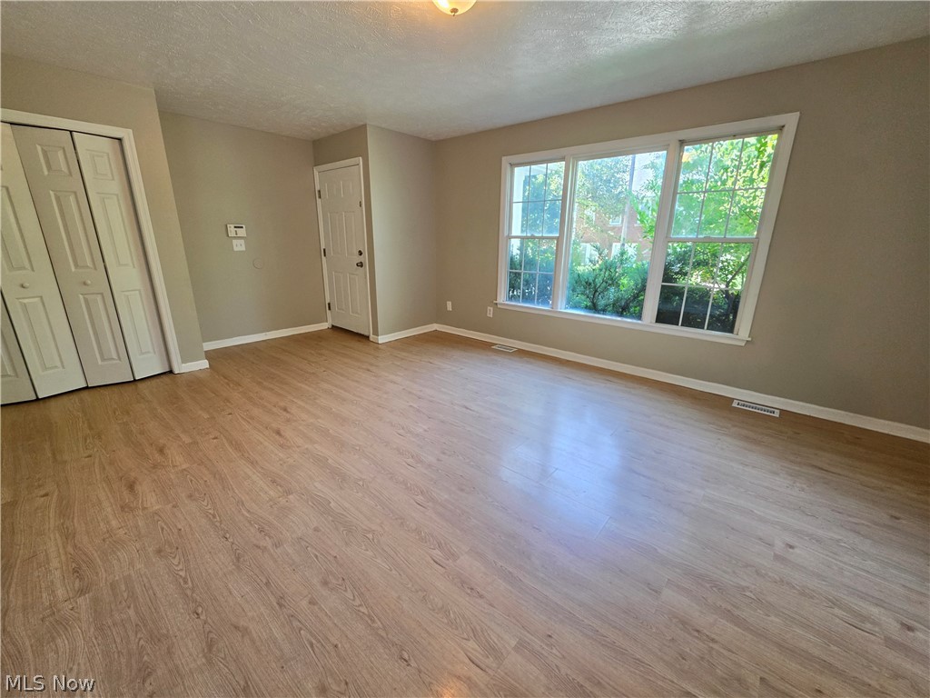 17409 Chagrin Boulevard Shaker Heights OH 44120
